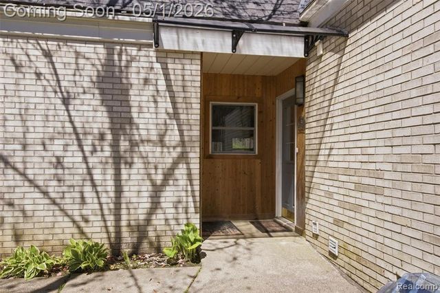 7920 Thornwood Street, Canton, MI 48187