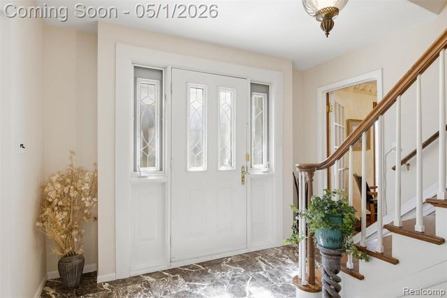 7920 Thornwood Street, Canton, MI 48187