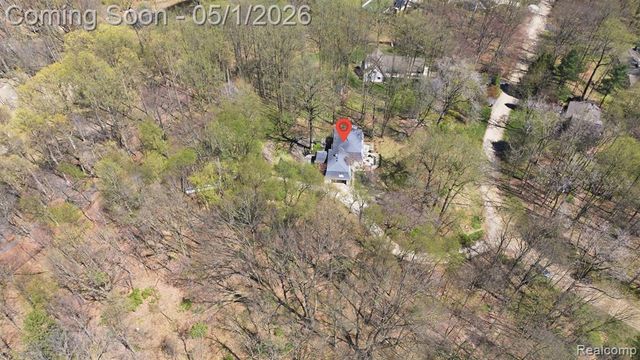 7920 Thornwood Street, Canton, MI 48187
