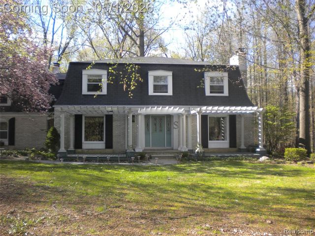 7920 Thornwood Street, Canton, MI 48187