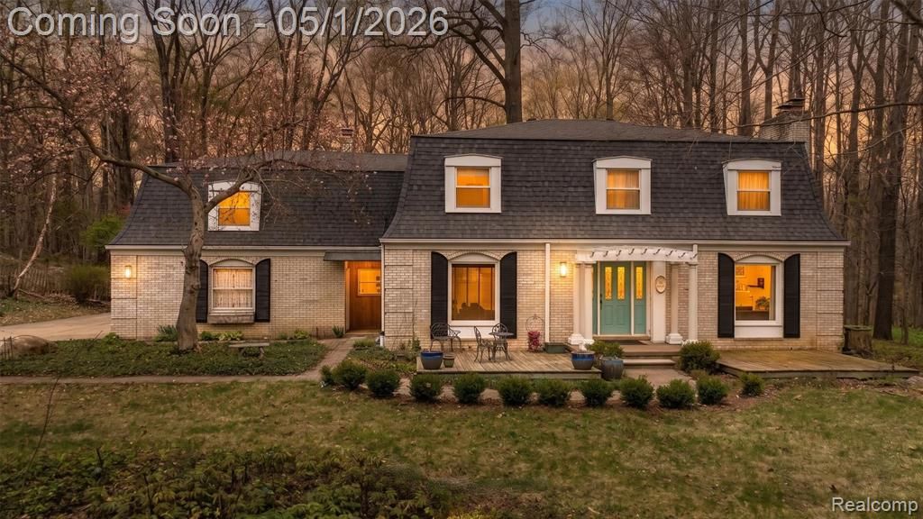 7920 Thornwood Street, Canton, MI 48187
