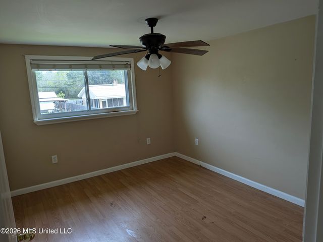 924 Washington Street, Waveland, MS 39576