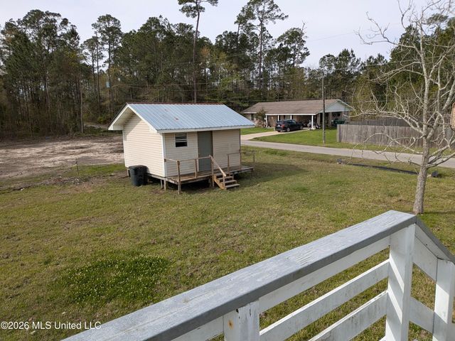 924 Washington Street, Waveland, MS 39576