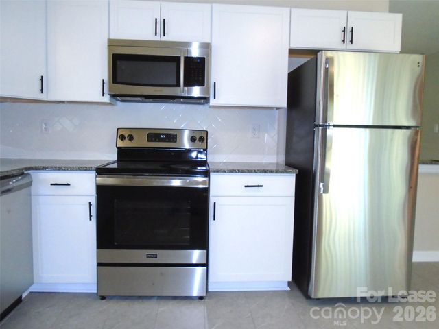 1014 Penrose Lane, Charlotte, NC 28217