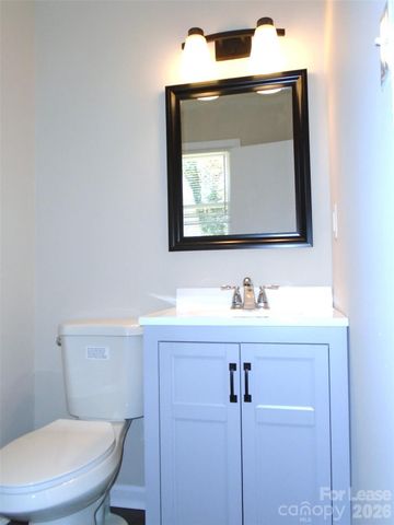 1014 Penrose Lane, Charlotte, NC 28217