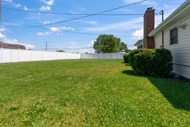 432 Glenmont Court, Circleville, OH 43113