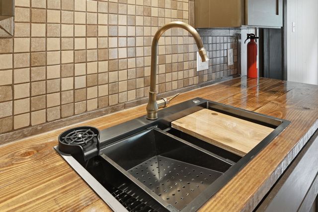 317 Glenhaven Drive, Azle, TX 76020