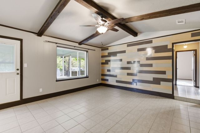 317 Glenhaven Drive, Azle, TX 76020