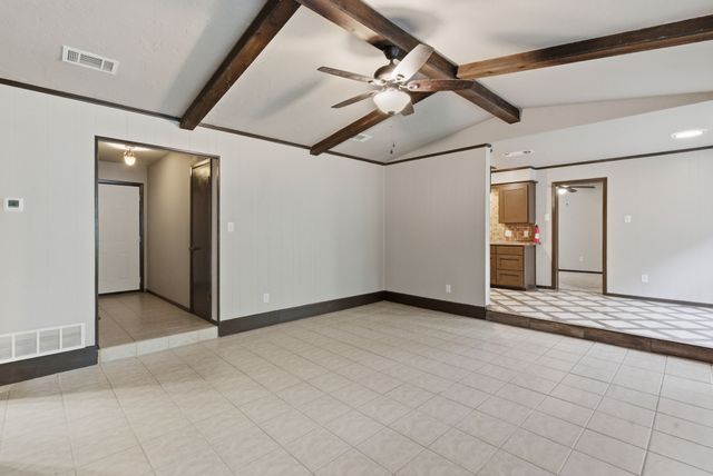 317 Glenhaven Drive, Azle, TX 76020