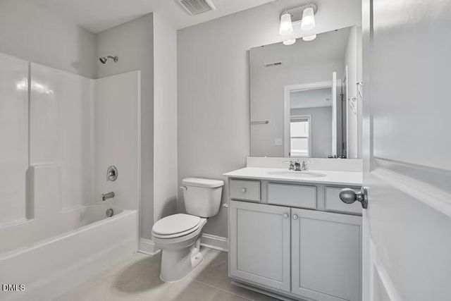 600 Barrington Row Avenue, Zebulon, NC 27597