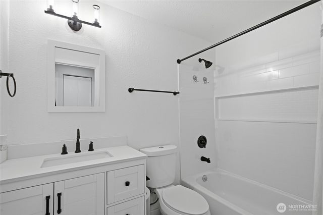 5129 30th Street NE, Tacoma, WA 98422