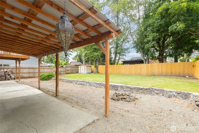 5129 30th Street NE, Tacoma, WA 98422