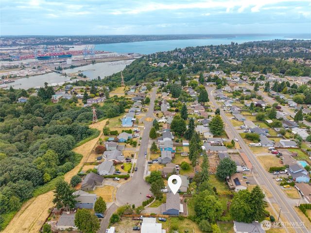 5129 30th Street NE, Tacoma, WA 98422