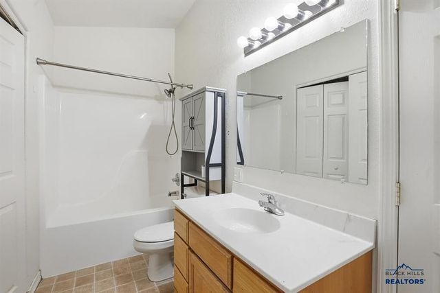 910 Heritage Drive, Spearfish, SD 57783