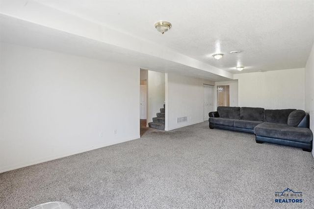 910 Heritage Drive, Spearfish, SD 57783