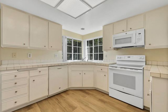 43852 Via Palma, Palm Desert, CA 92211