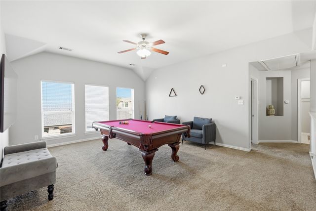 851 Branch Crossing, Lantana, TX 76226