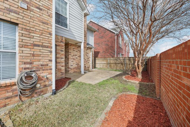8316 Charleston Street, Irving, TX 75063