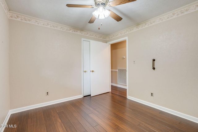 551 Meadowcrest Drive, Bristol, VA 24201