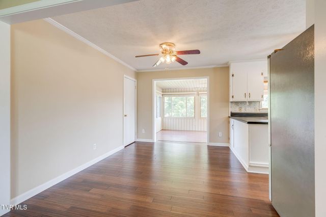 551 Meadowcrest Drive, Bristol, VA 24201