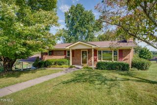 551 Meadowcrest Drive, Bristol, VA 24201