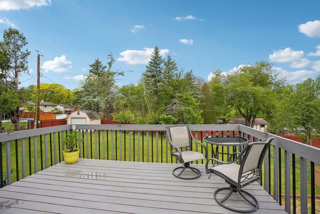 2710 Golden Gate Way, Madison, WI 53713