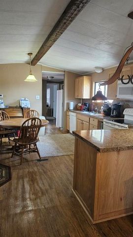 515 W Logan Avenue, Cashion, OK 73016