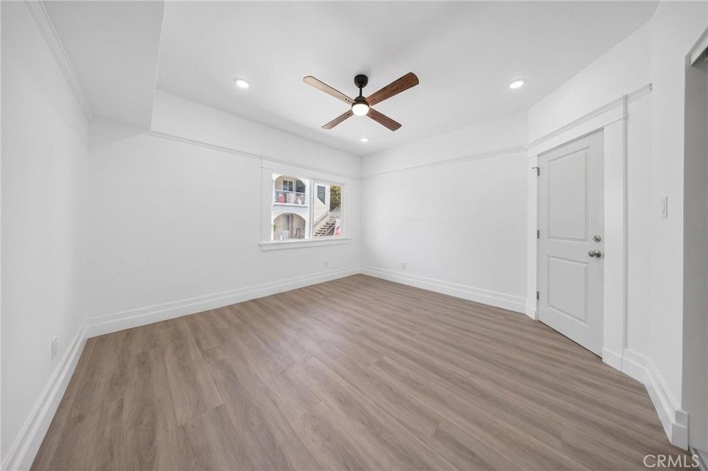 Image 9 of property listing at 1305 W 46th, Los Angeles, CA 90037