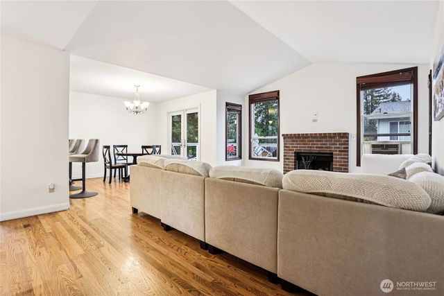 20403 63rd Place W, Lynnwood, WA 98036