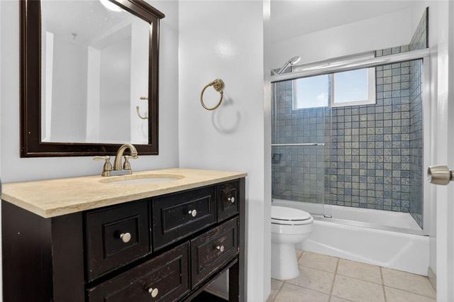 5662 Kingsport Drive, Atlanta, GA 30342