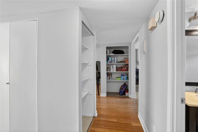 5662 Kingsport Drive, Atlanta, GA 30342