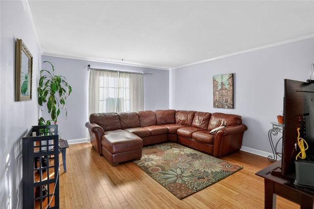 5662 Kingsport Drive, Atlanta, GA 30342