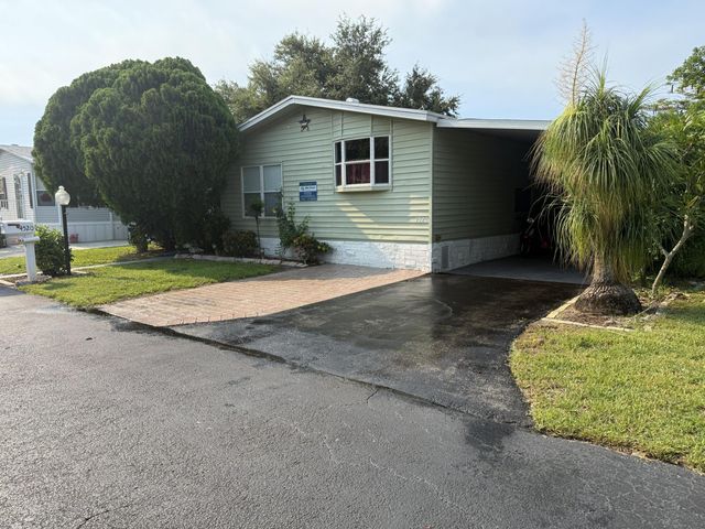 4520 NW 68th Place, Coconut Creek, FL 33073