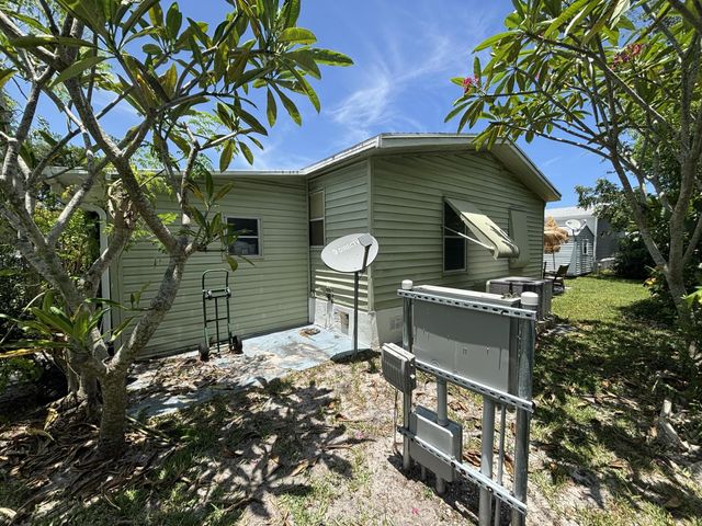 4520 NW 68th Place, Coconut Creek, FL 33073