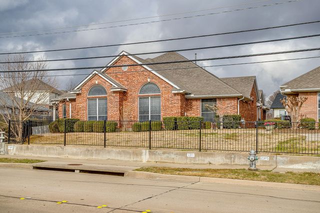 2311 Ragland Road, Mansfield, TX 76063