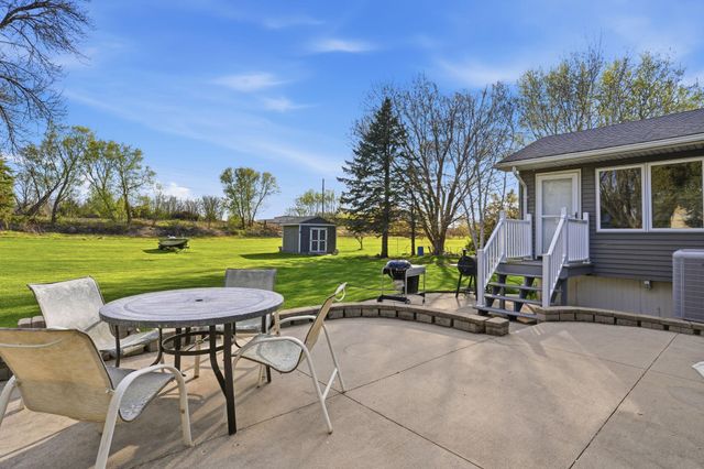 2209 Gorton Avenue NW, Willmar, MN 56201