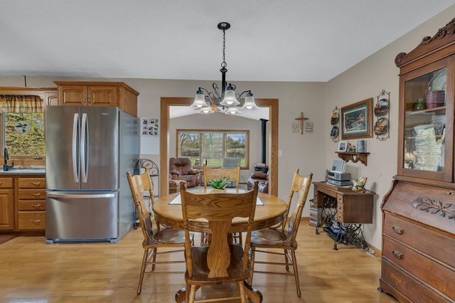 2209 Gorton Avenue NW, Willmar, MN 56201