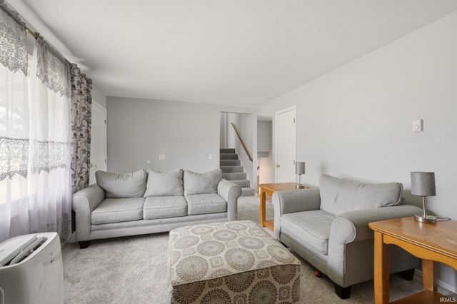 373 N Park Lane, Butler, IN 46721