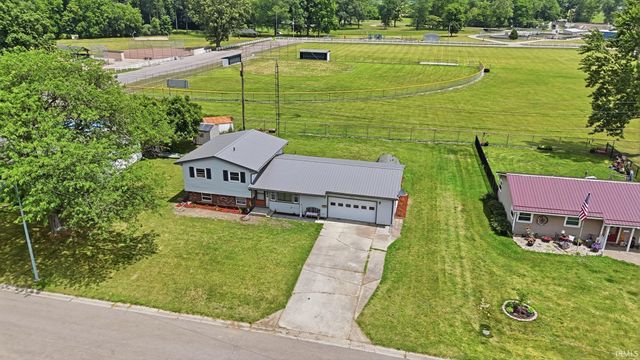373 N Park Lane, Butler, IN 46721