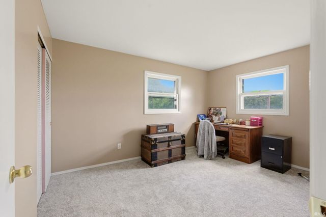 373 N Park Lane, Butler, IN 46721