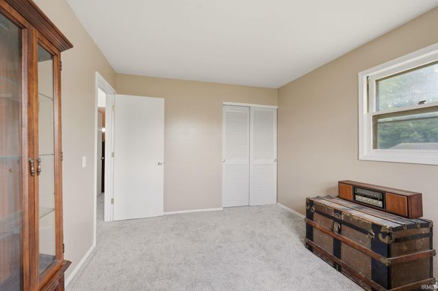 373 N Park Lane, Butler, IN 46721