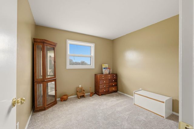 373 N Park Lane, Butler, IN 46721