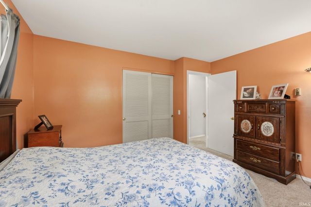 373 N Park Lane, Butler, IN 46721