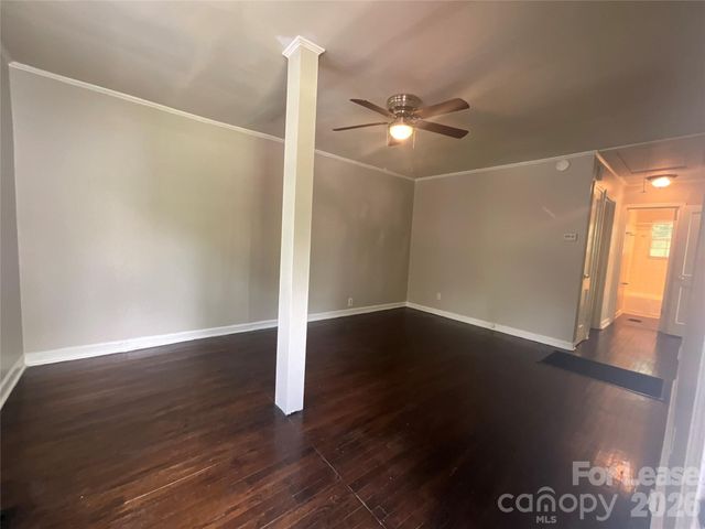 6013 Carver Boulevard B, Charlotte, NC 28269