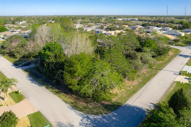2 BISHOP LANE, Palm Coast, FL 32137