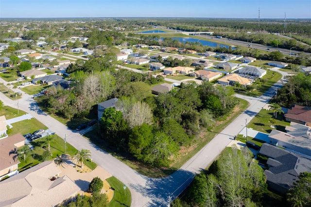 2 BISHOP LANE, Palm Coast, FL 32137