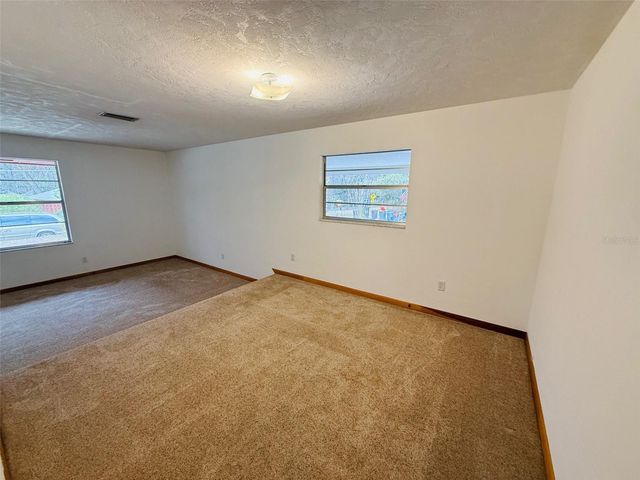 1009 NW 36 ROAD, Gainesville, FL 32609