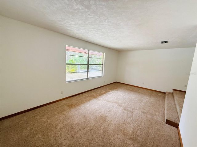 1009 NW 36 ROAD, Gainesville, FL 32609