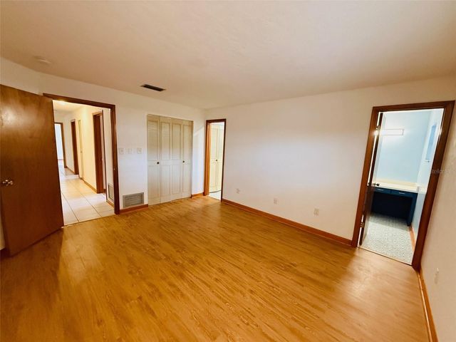 1009 NW 36 ROAD, Gainesville, FL 32609