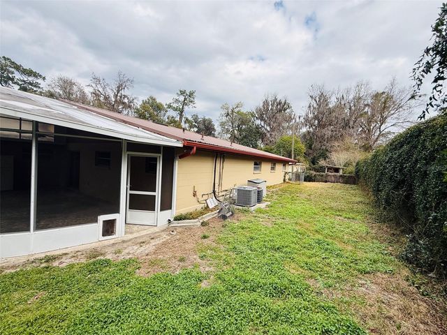 1009 NW 36 ROAD, Gainesville, FL 32609